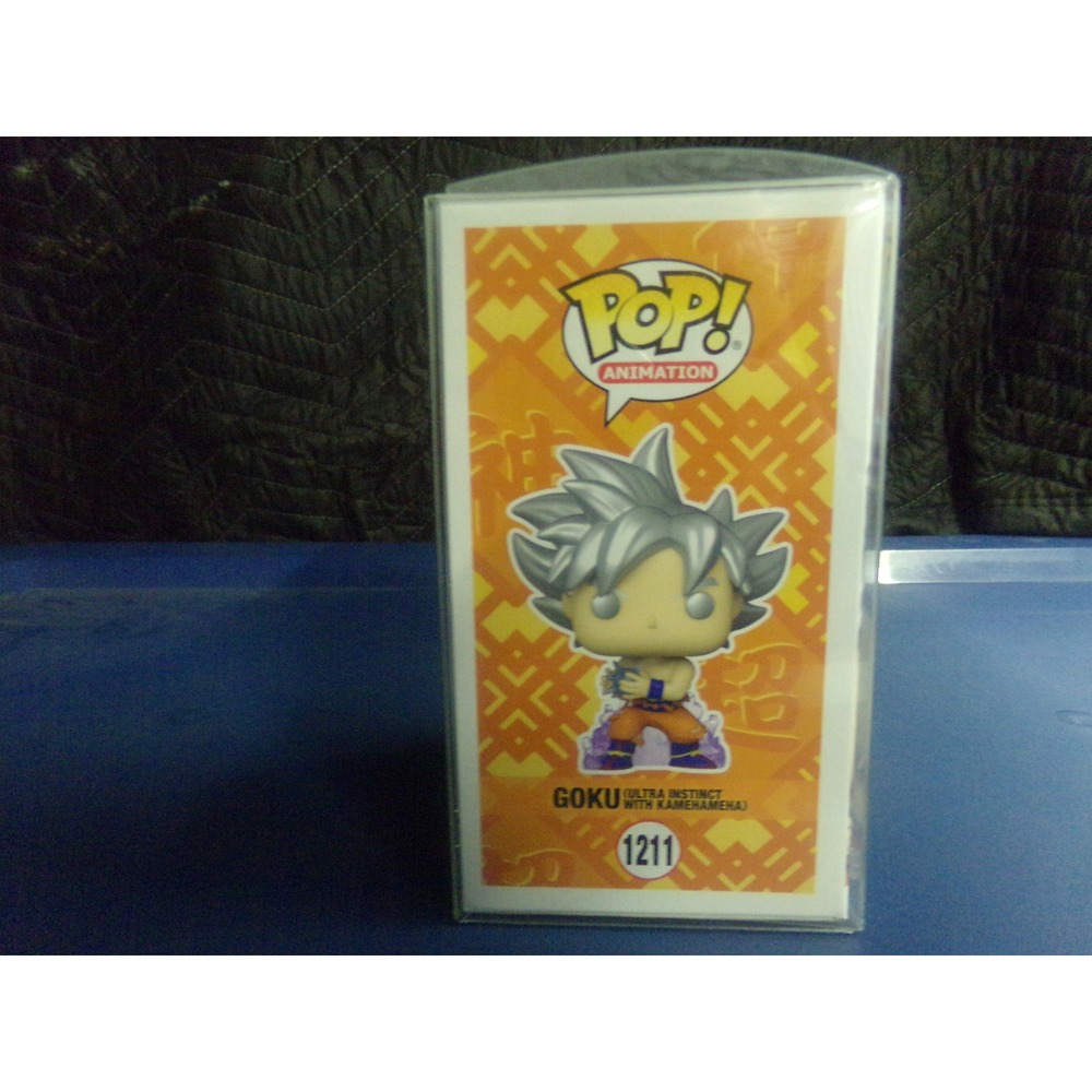 Goku Ultra Instinct with Kamehameha 1211 2022 Fall Convention Exclusive - Picture 4 of 6
